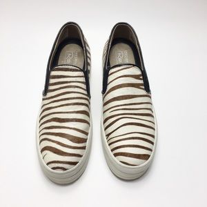 Skechers Zebra Print Street Rise fit shoe